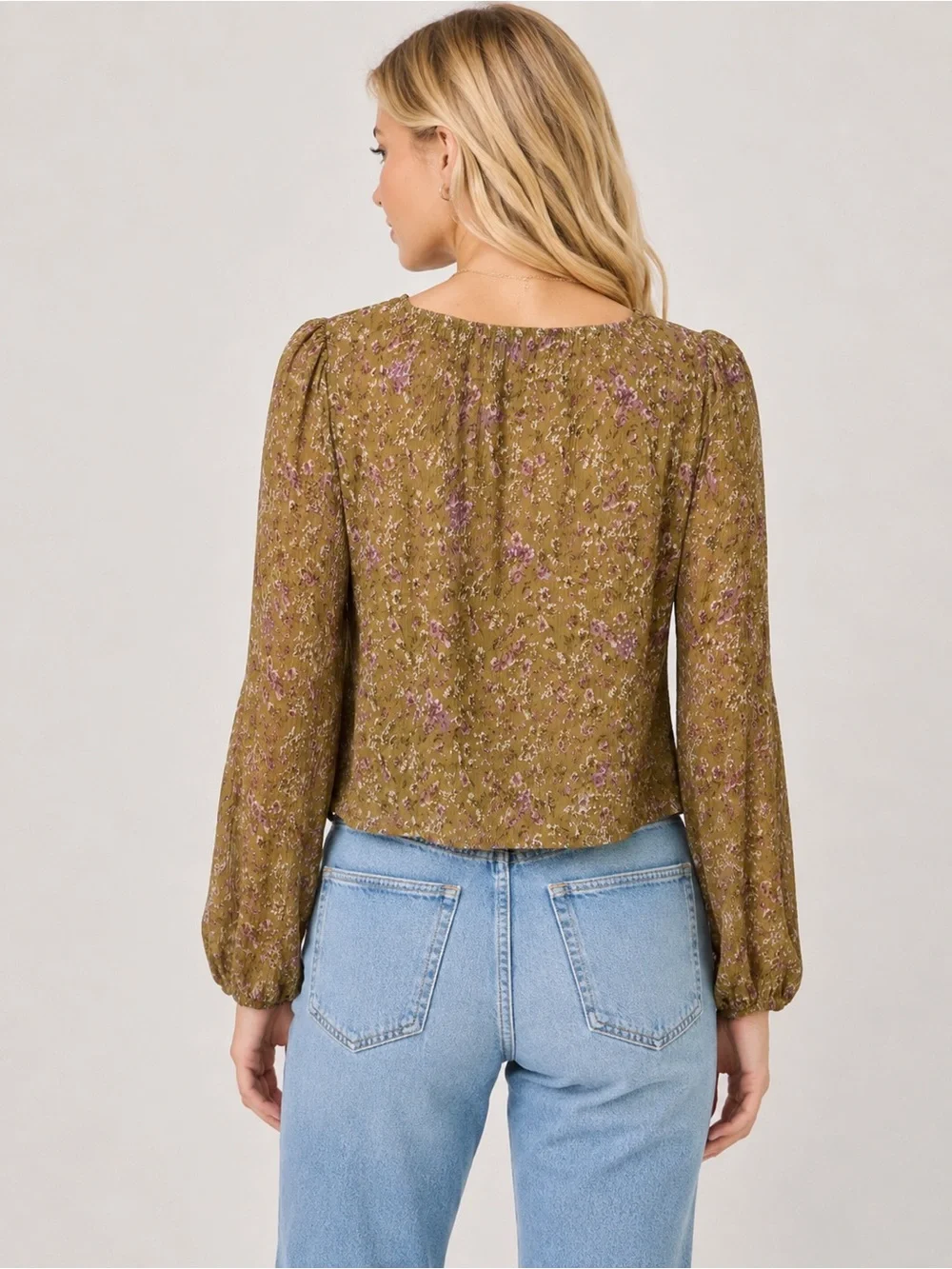 Astr feminine label